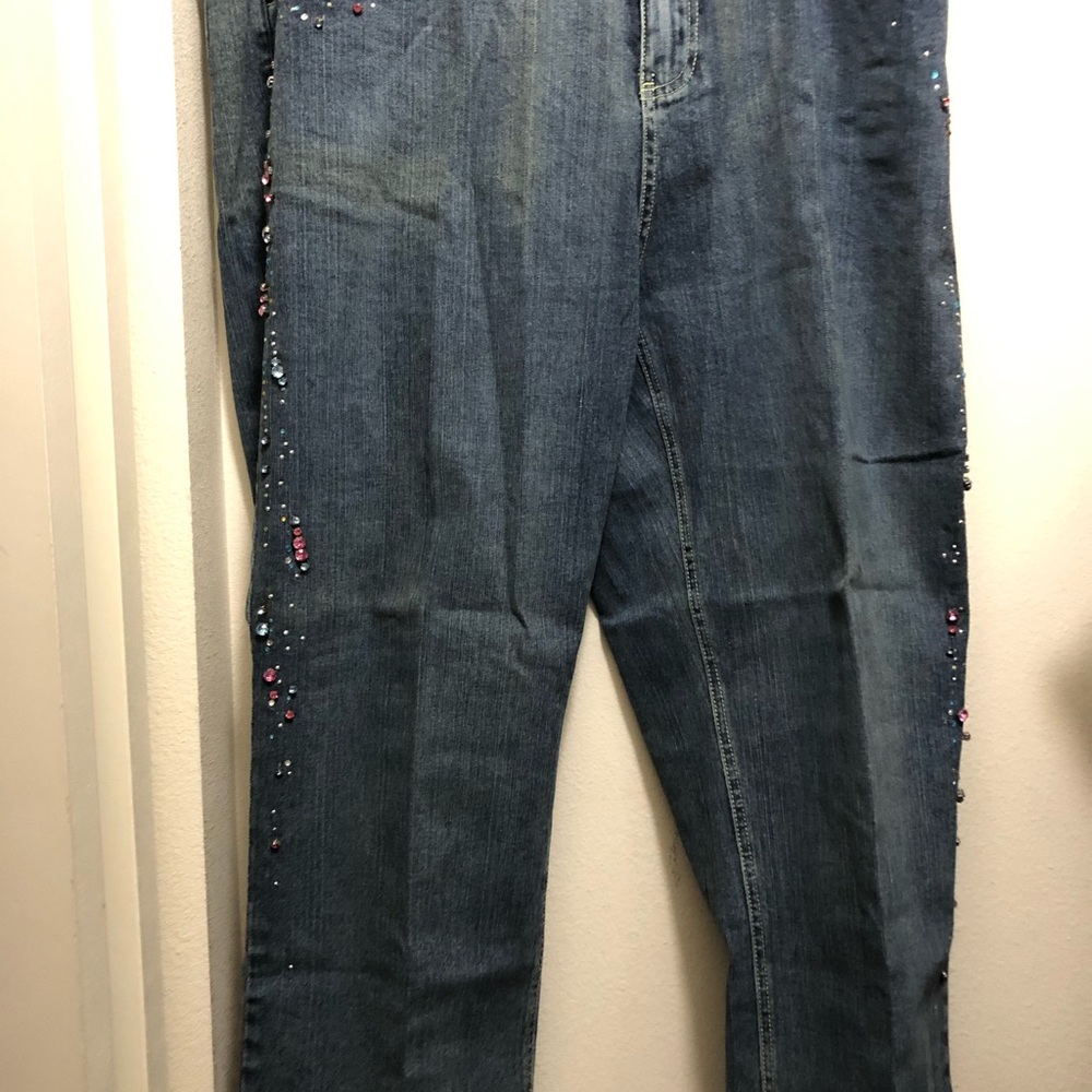 Women’s Jeans with Rhinestone design